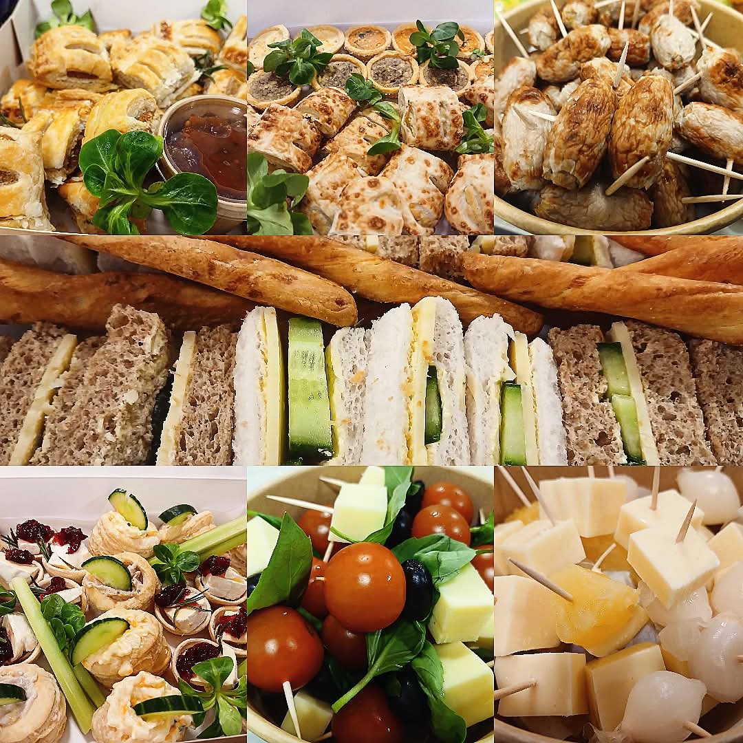 Party Food Buffet 25
